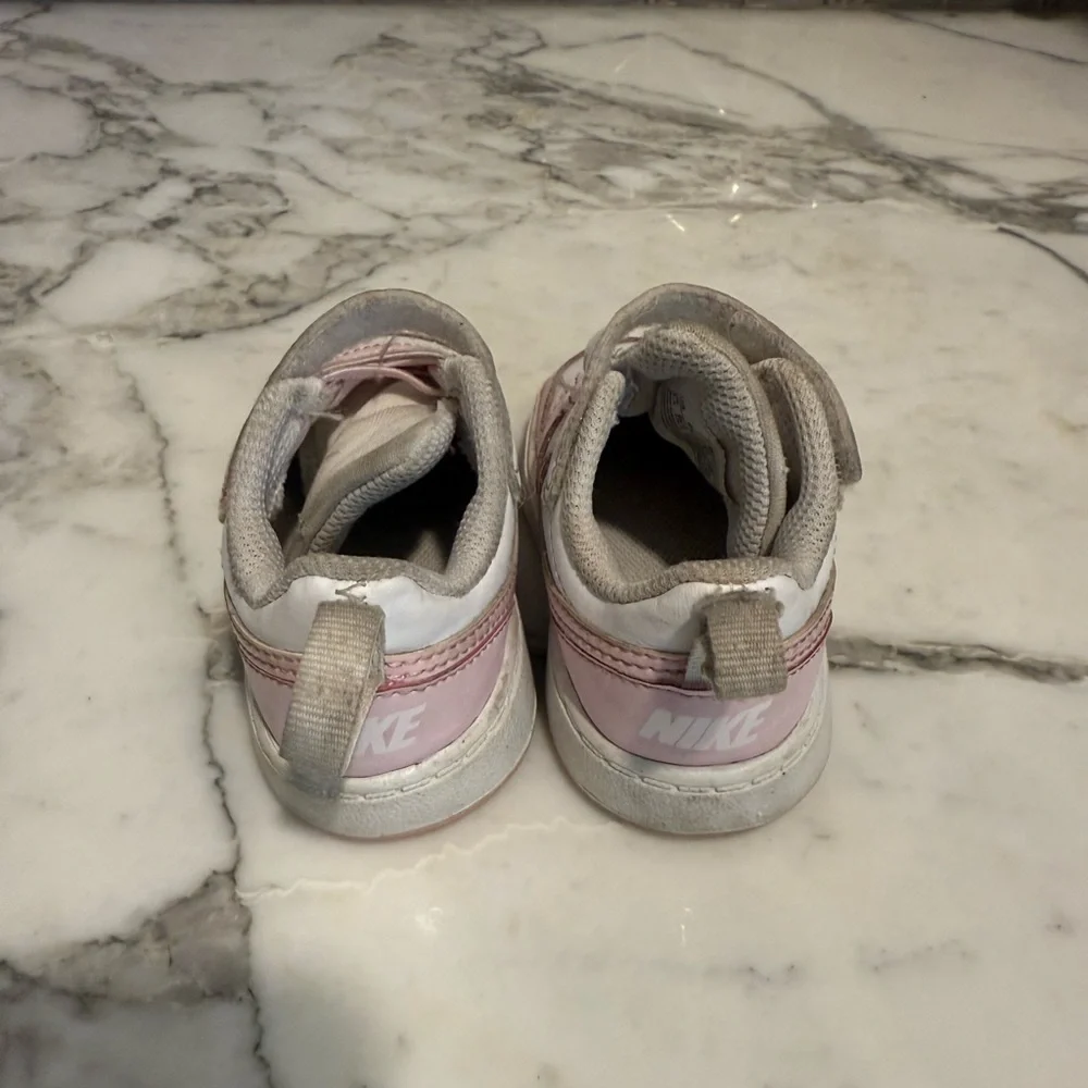 $10 ADD ON Nike Court c4 Borough‎ Low Recraft White/Pink 4c